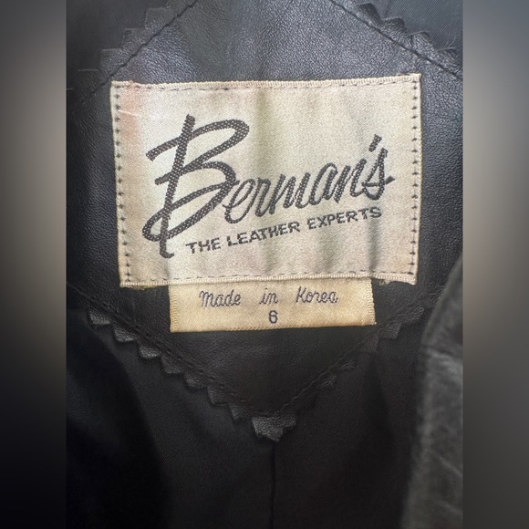 Vintage Classic  Bermans Leather Jacket Women’s Size 6 Black Fashion All Season - Picture 8 of 10